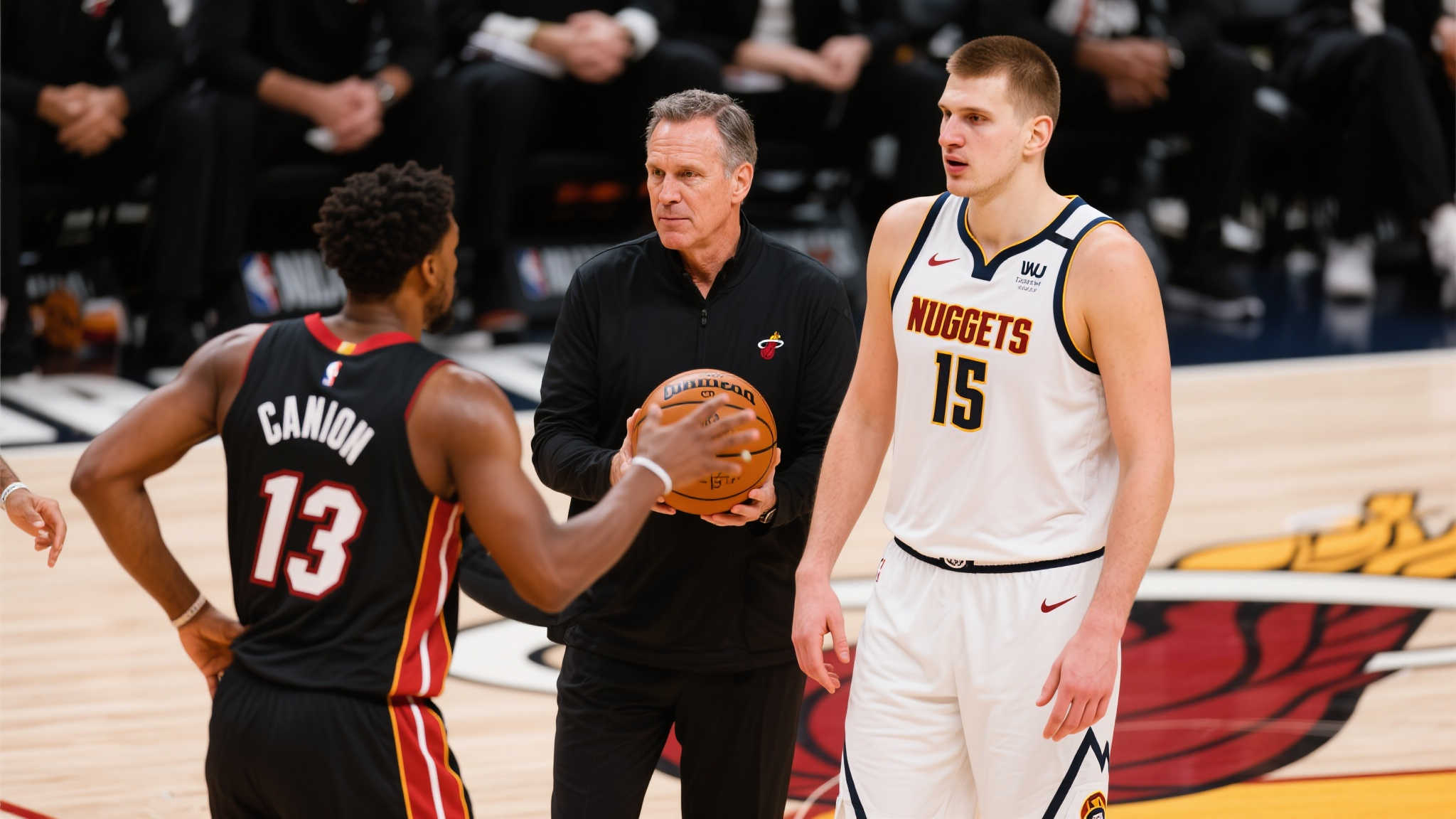 但库里的一 但库里的一