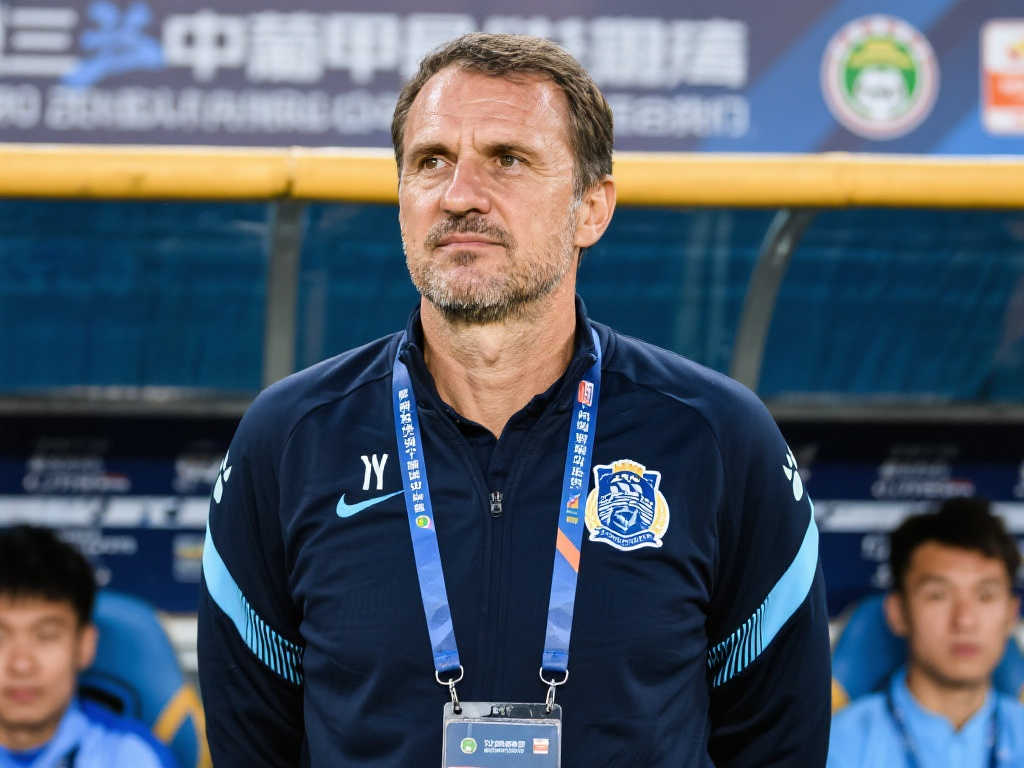 仅标志着一 仅标志着一